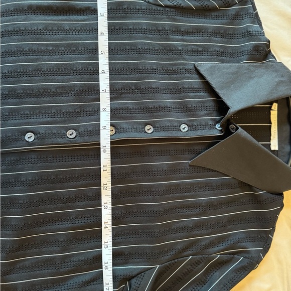 Chic Black Striped Women's Button Down Shirt - Picture 4 of 5